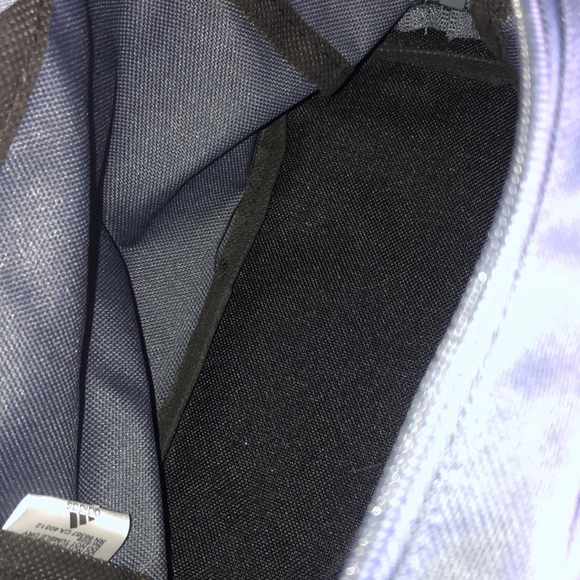 Adidas Travel Toiletry Bag Makeup Case Grey New - Picture 9 of 14